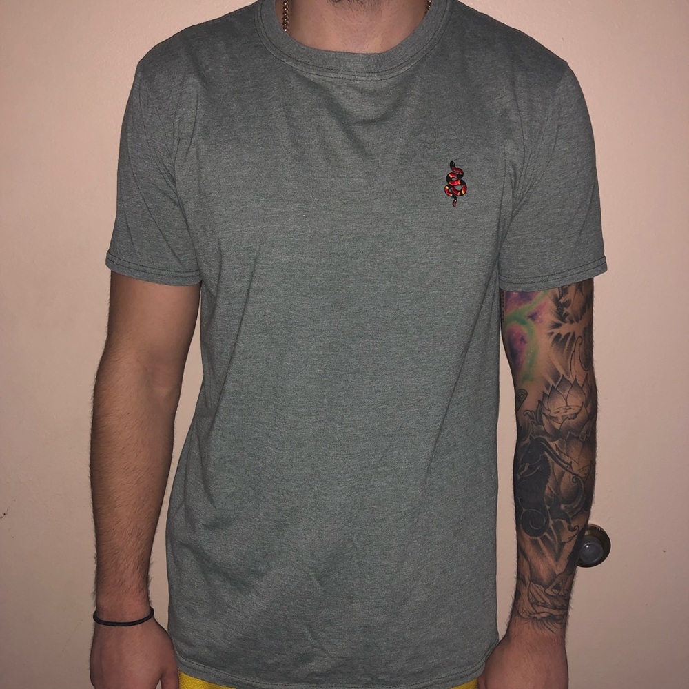 Artist Union Snake tee